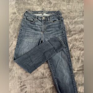 Universal Thread Dark Blue Skinny Jeans